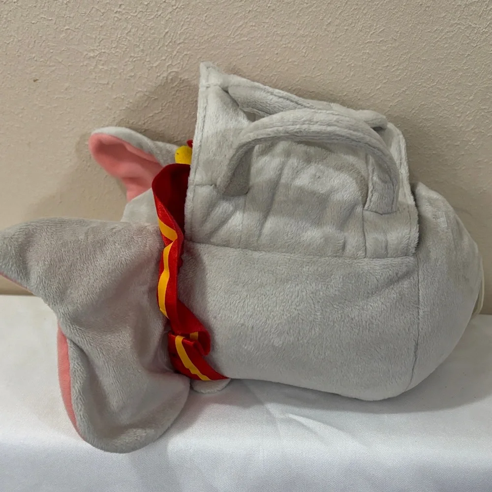 Disney Tsum Tsum Plush Set - Dumbo Small Tote. Plus 4 Minis.